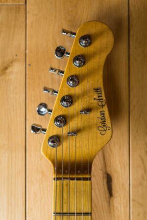 Classic-S-22710-Red-headstock