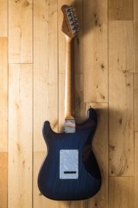 Classic-S-22726-Blue-burst-reverse-guitar