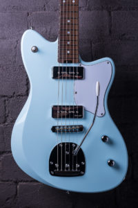 Gatsby Skye blue electric guitar - body